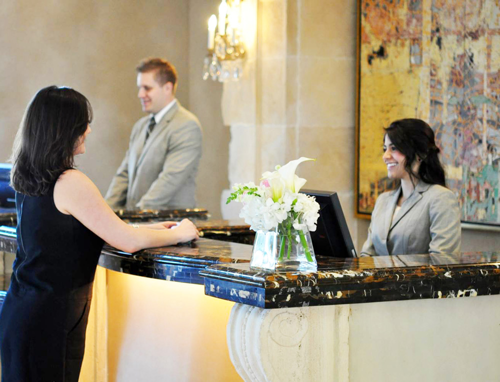 Eilan-Guest-Services-brightened-cropped